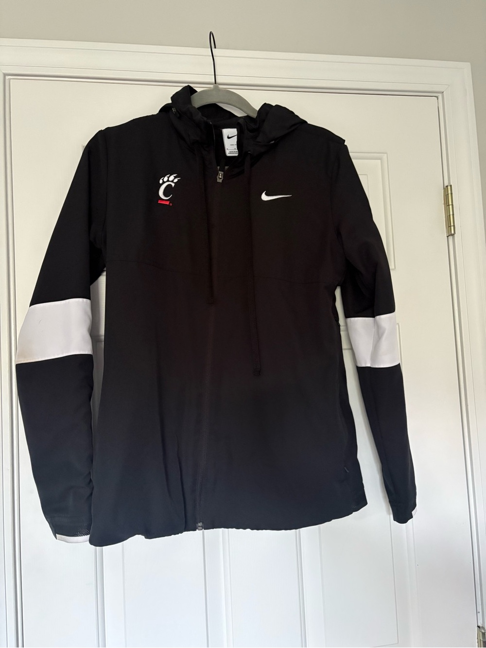 Nike Black Hooded University of Cincinnati Jacket with White Sleeve Panels